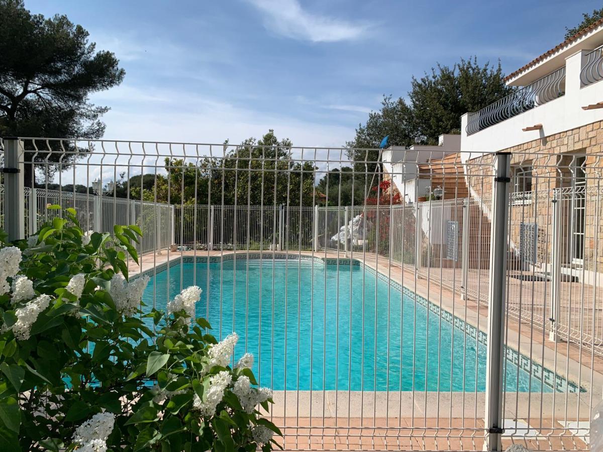 Maison De Ville Dans La Villa Brise Des Pins Le Cannet Exterior photo